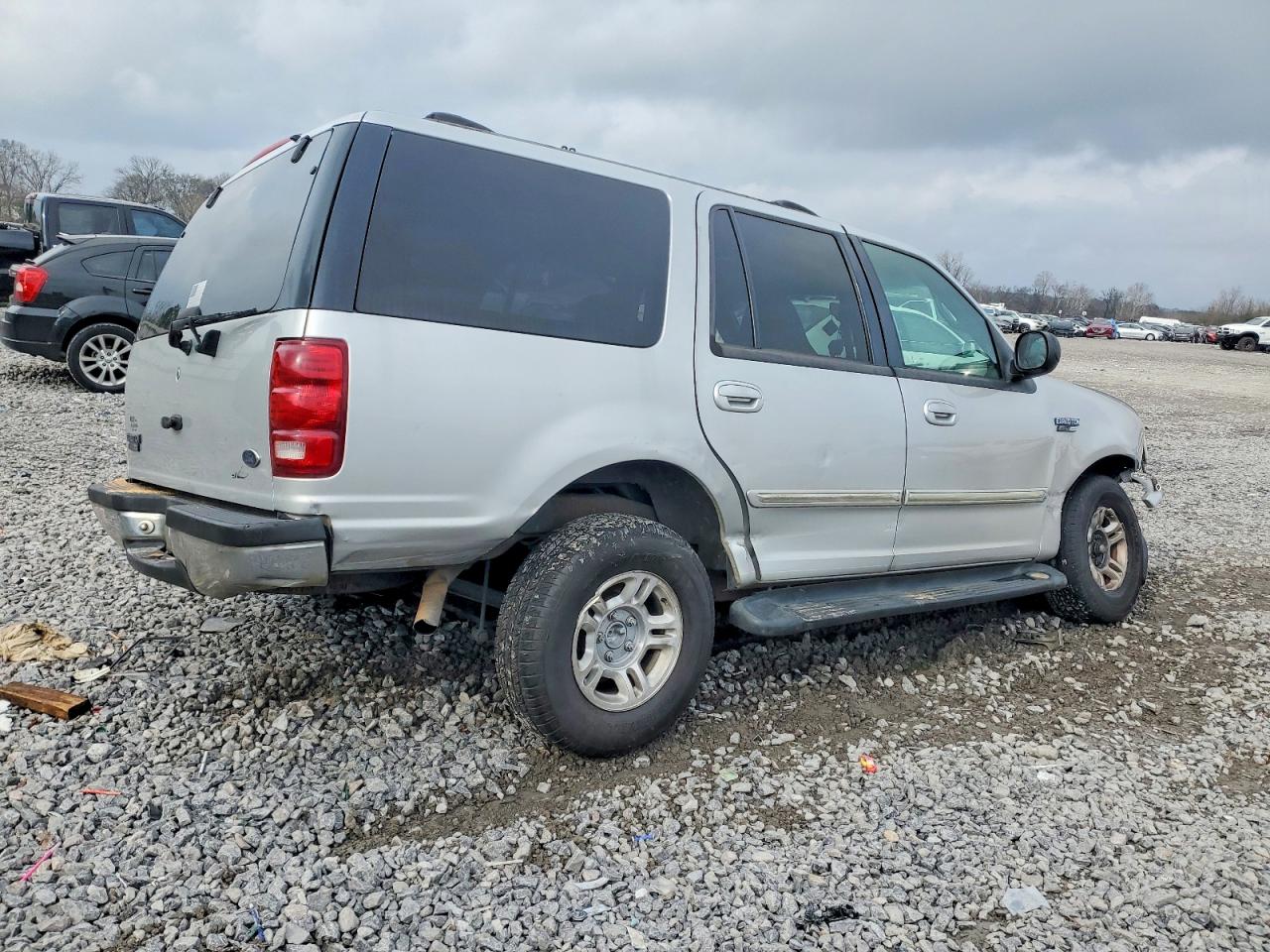 2000 FORD EXPEDITION XLT photo 3