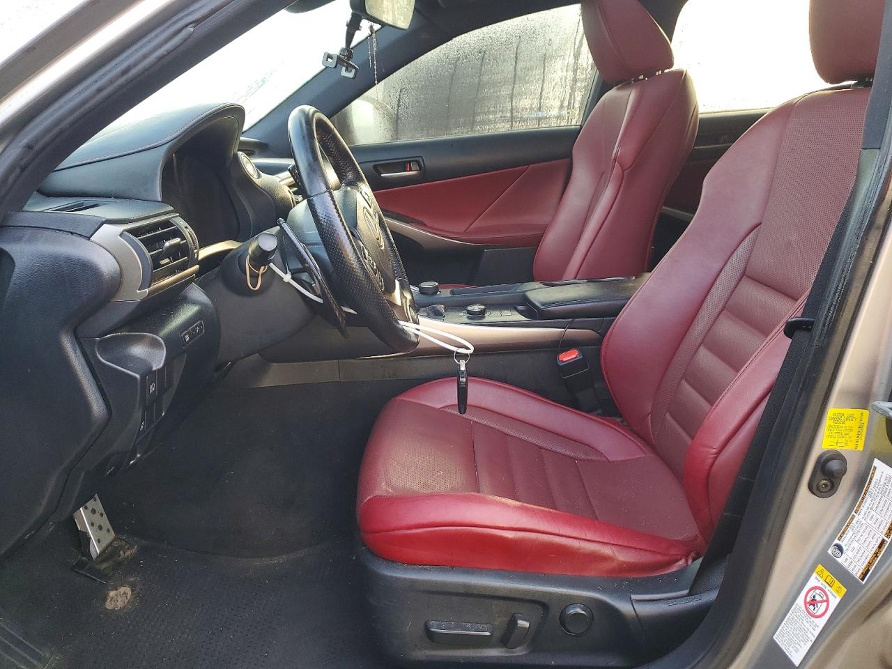 2019 LEXUS IS 300 photo 7