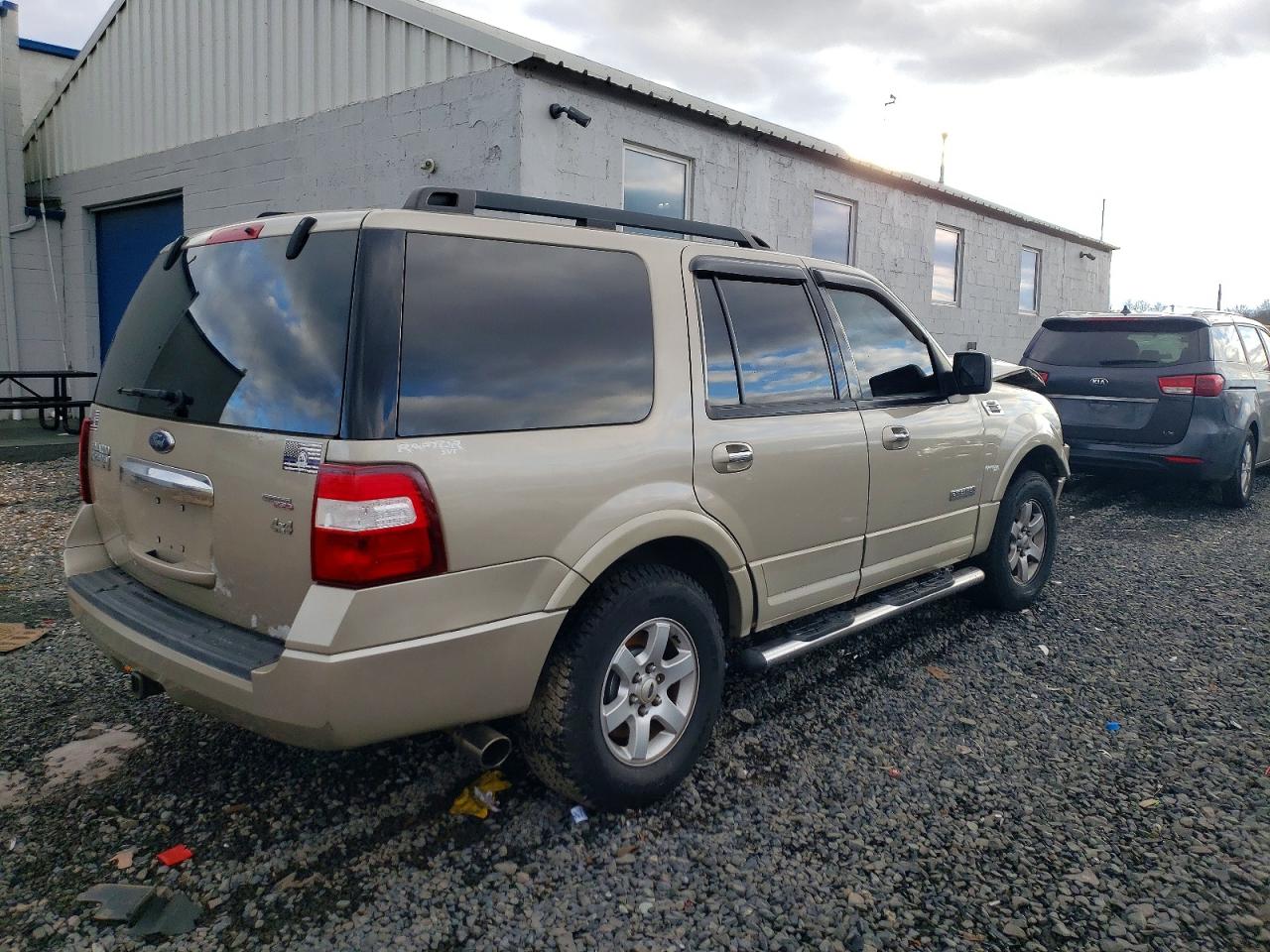 2008 FORD EXPEDITION XLT photo 3