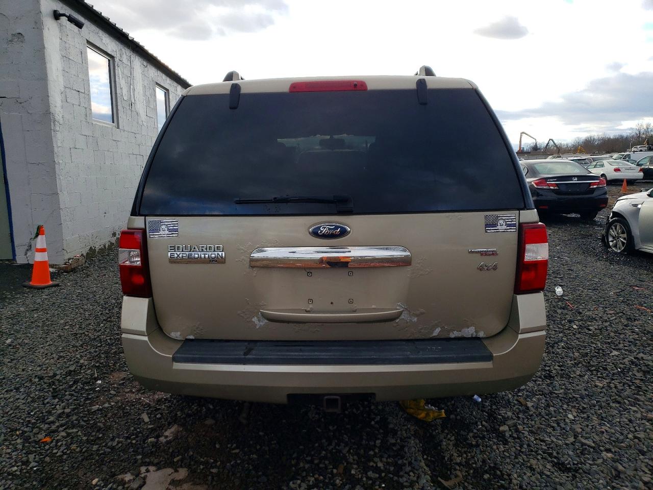 2008 FORD EXPEDITION XLT photo 6