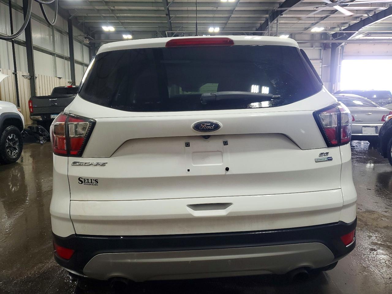 2017 FORD ESCAPE SE photo 6