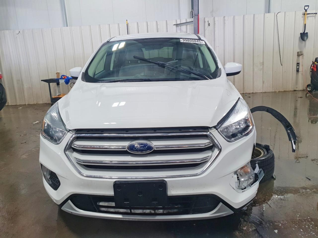 2017 FORD ESCAPE SE photo 5