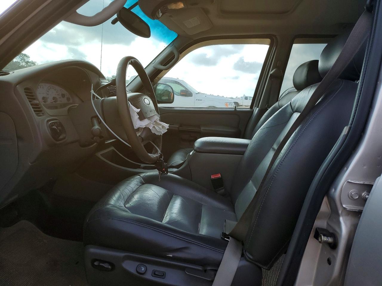 2004 FORD EXPLORER SPORT TRAC photo 7