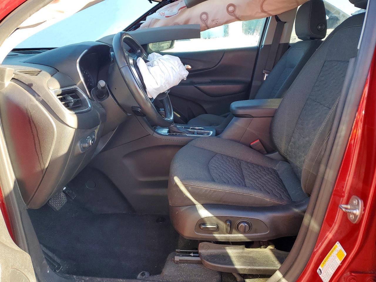 2020 CHEVROLET EQUINOX LT photo 7