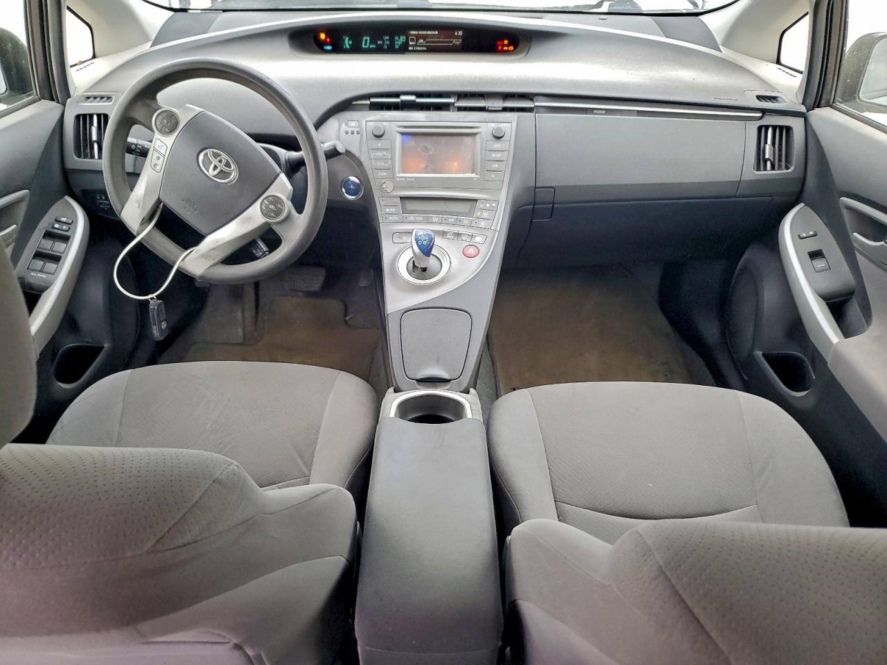 2012 TOYOTA PRIUS photo 8