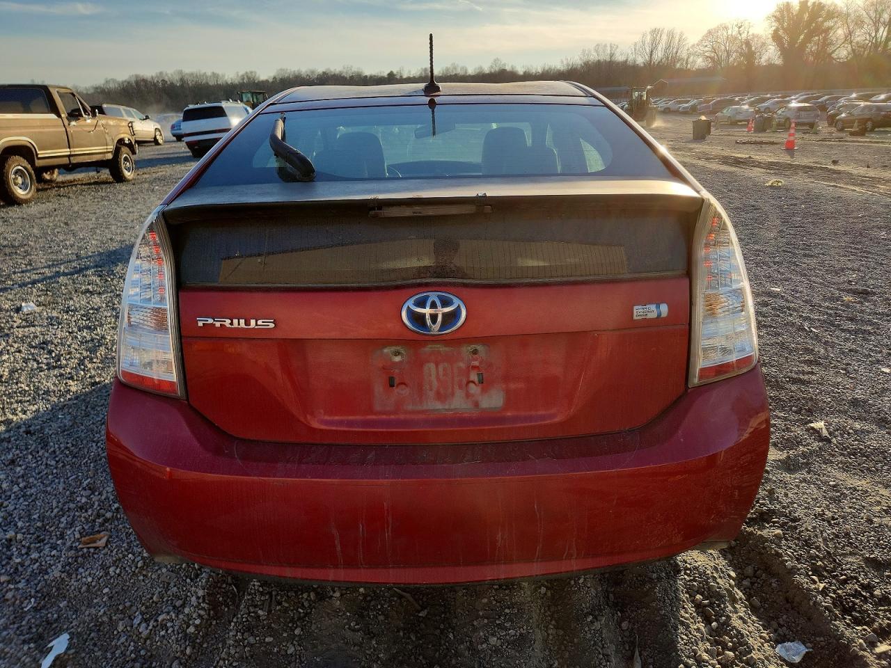 2010 TOYOTA PRIUS photo 6