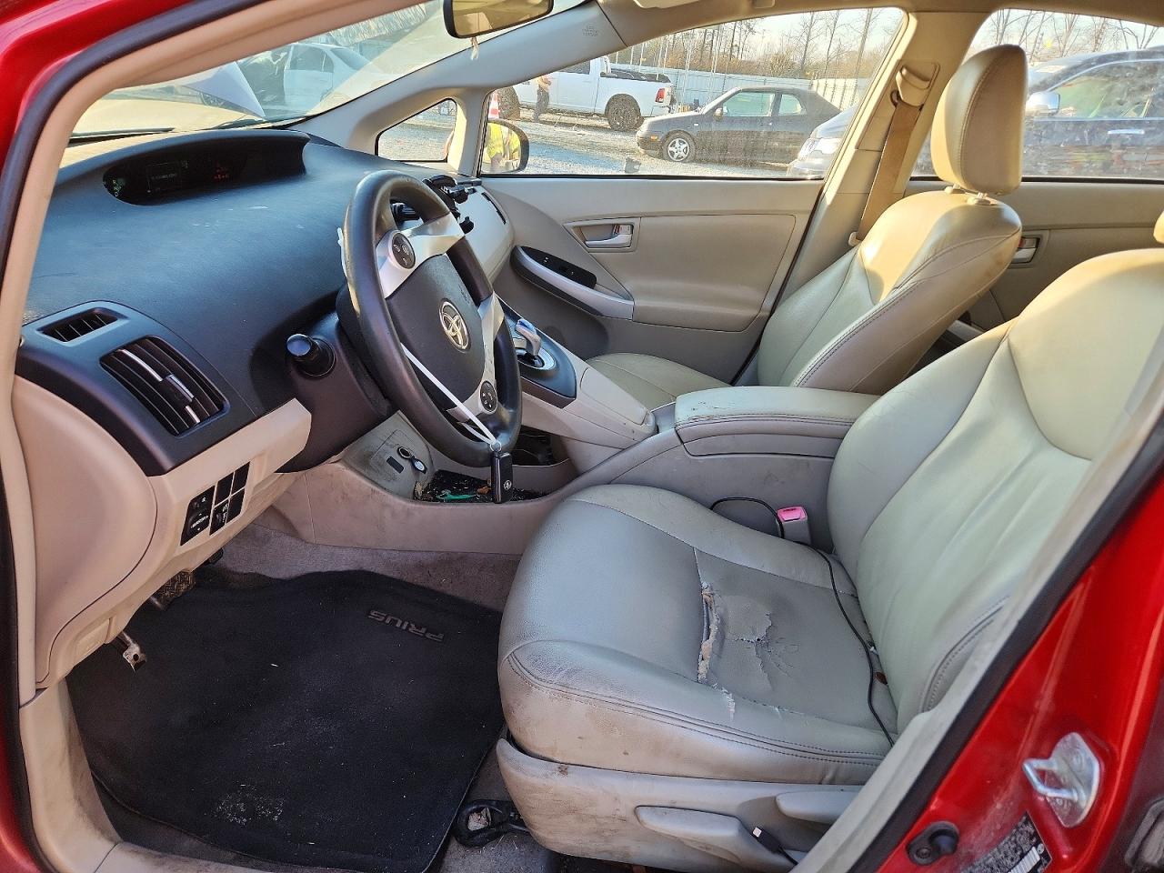 2010 TOYOTA PRIUS photo 7