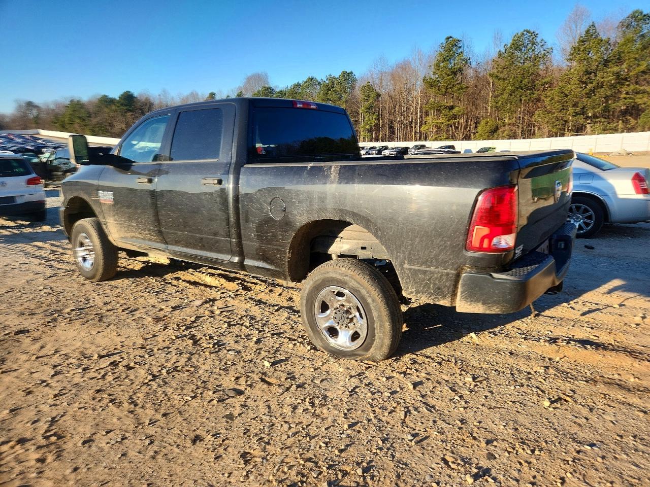 2018 RAM 2500 ST photo 2