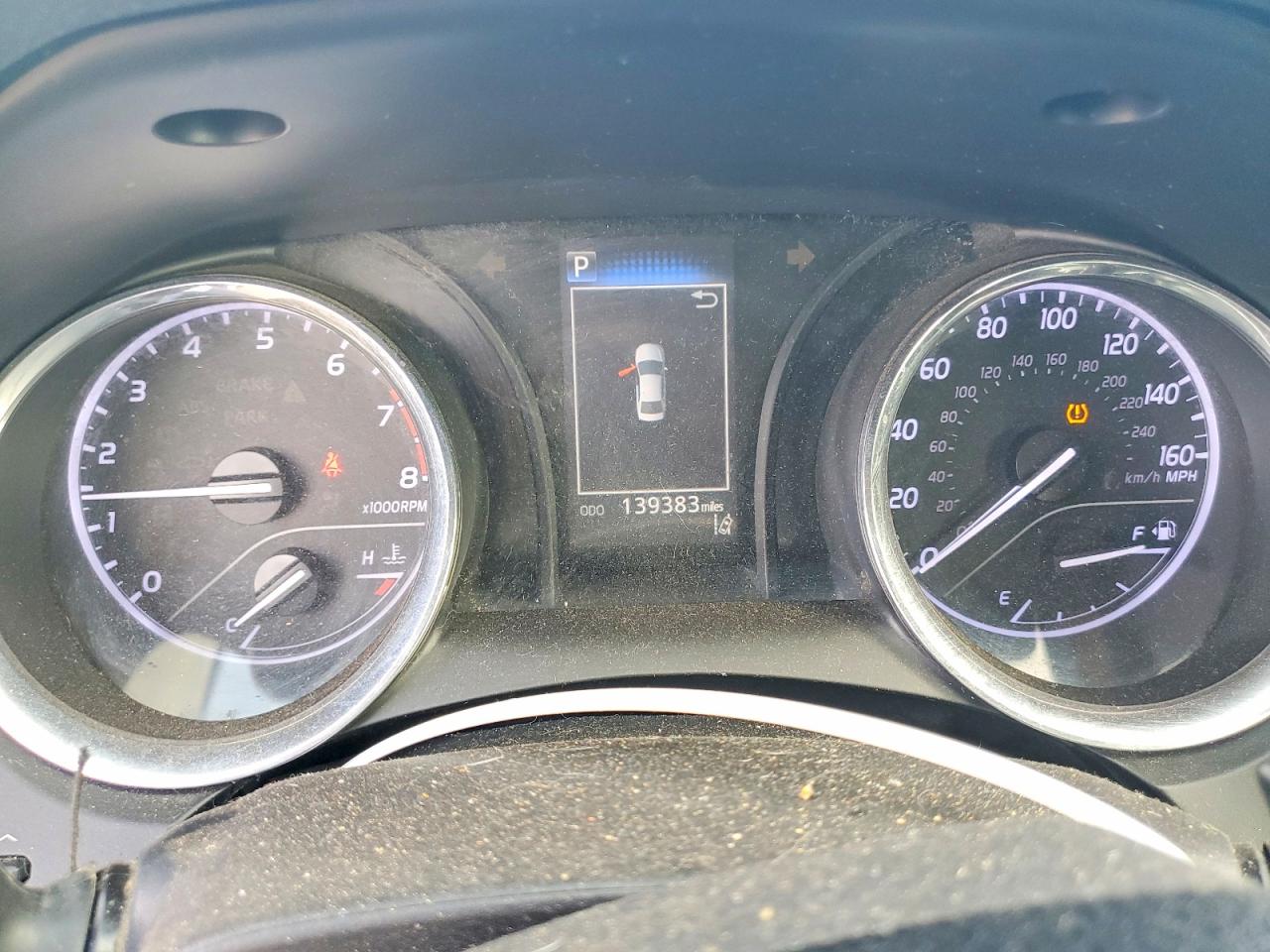 2020 TOYOTA CAMRY SE photo 9