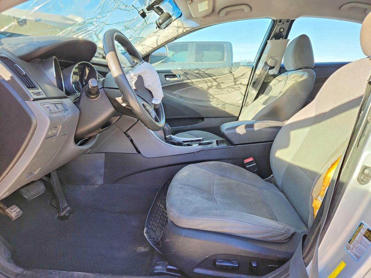 2013 HYUNDAI SONATA GLS photo 7