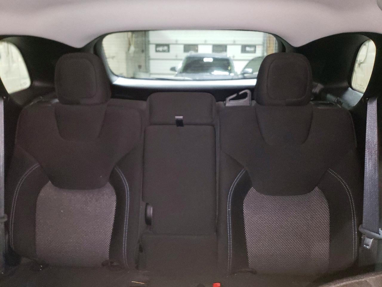 2021 JEEP CHEROKEE LATITUDE photo 10