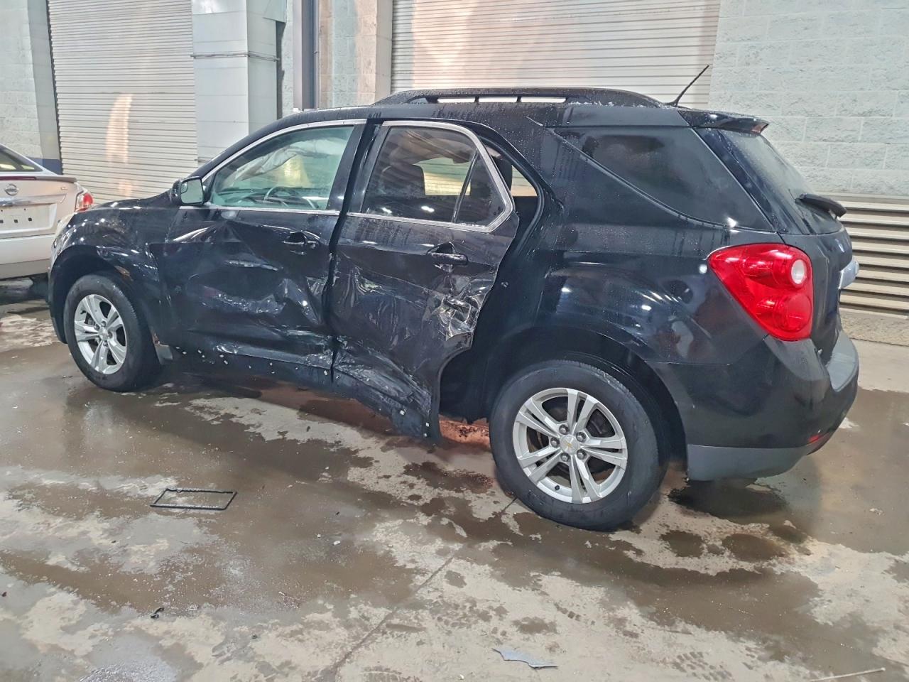 2013 CHEVROLET EQUINOX LT photo 2