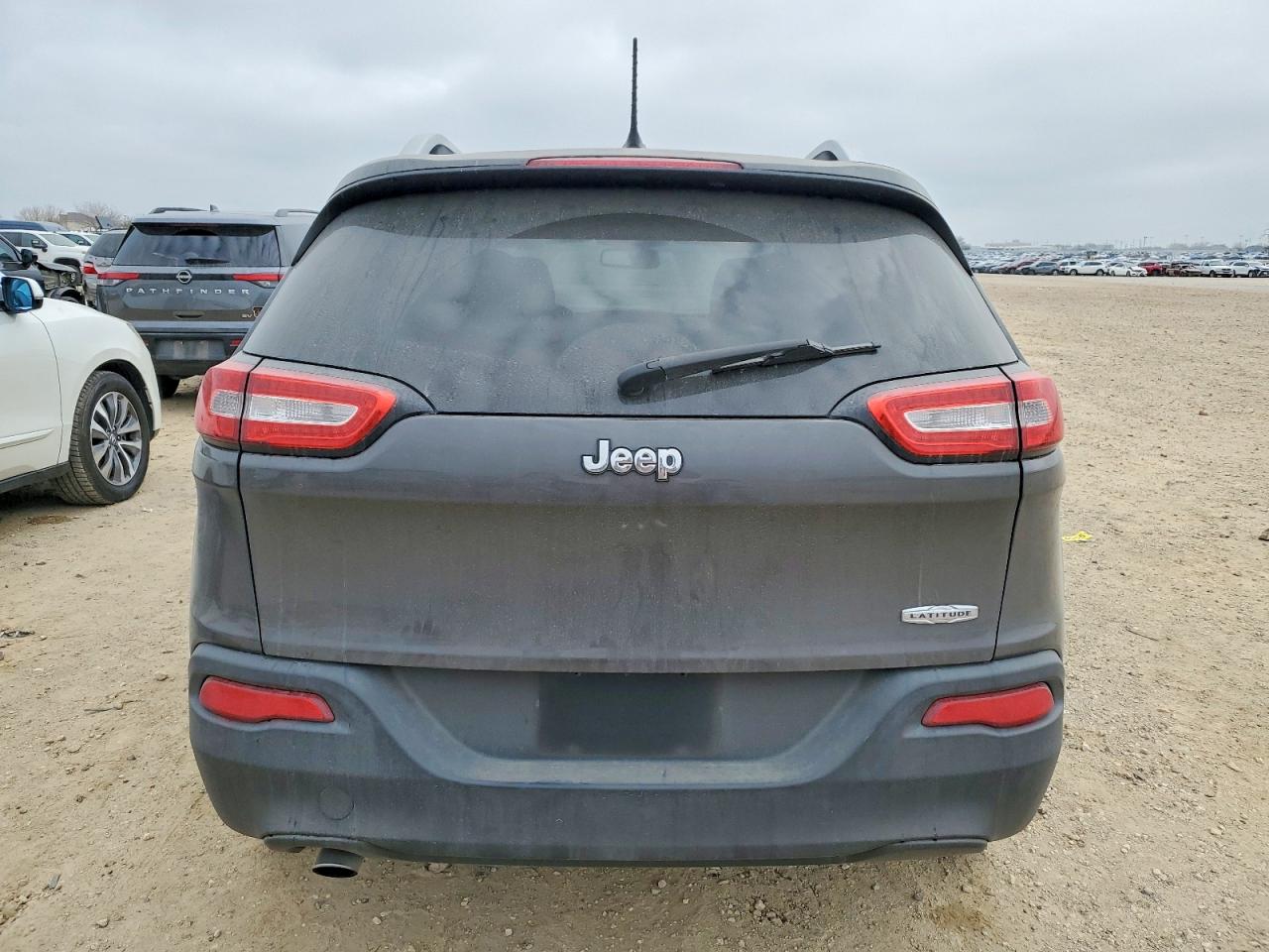 2014 JEEP CHEROKEE LATITUDE photo 6
