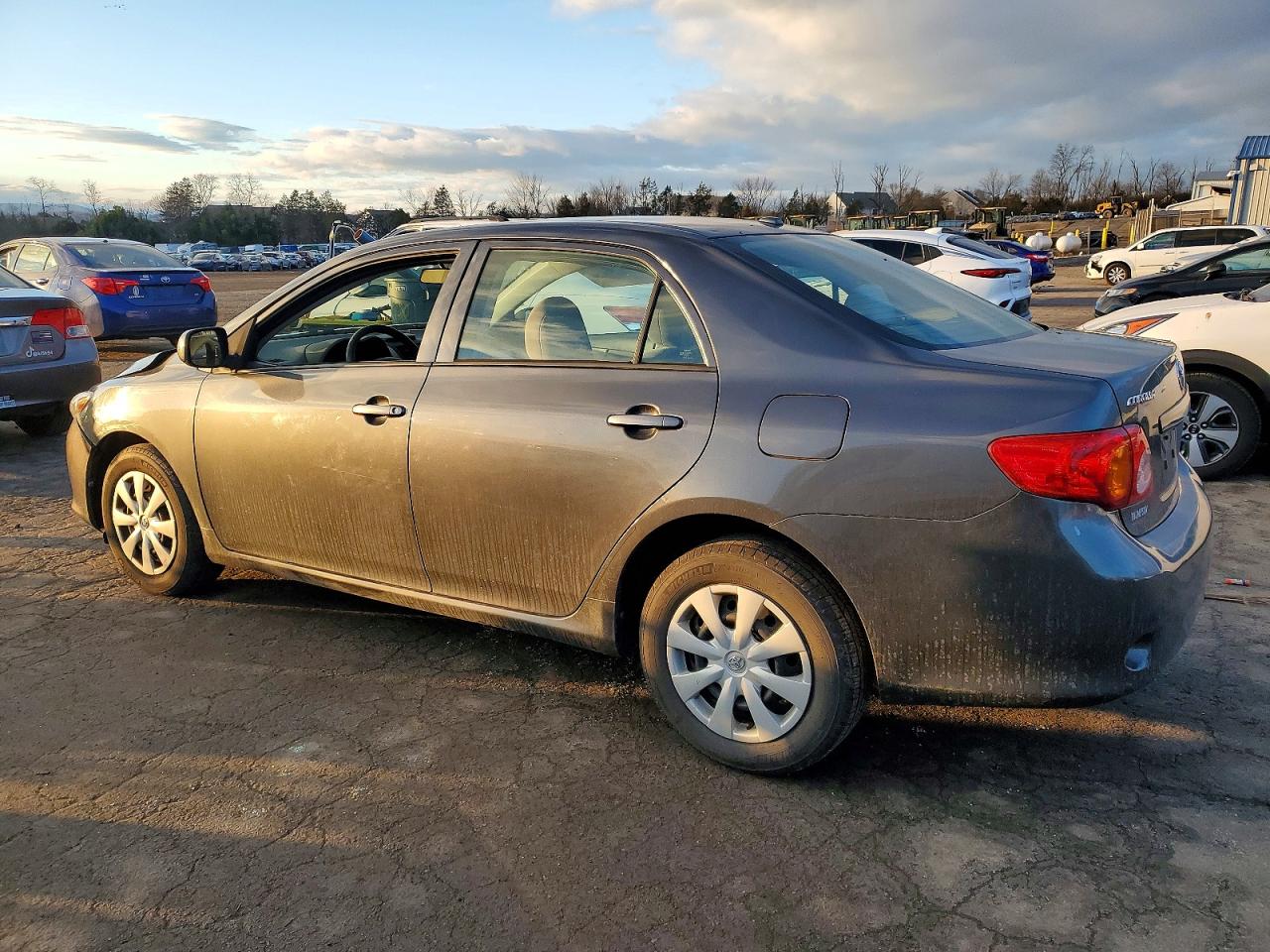 2009 TOYOTA COROLLA BASE photo 2