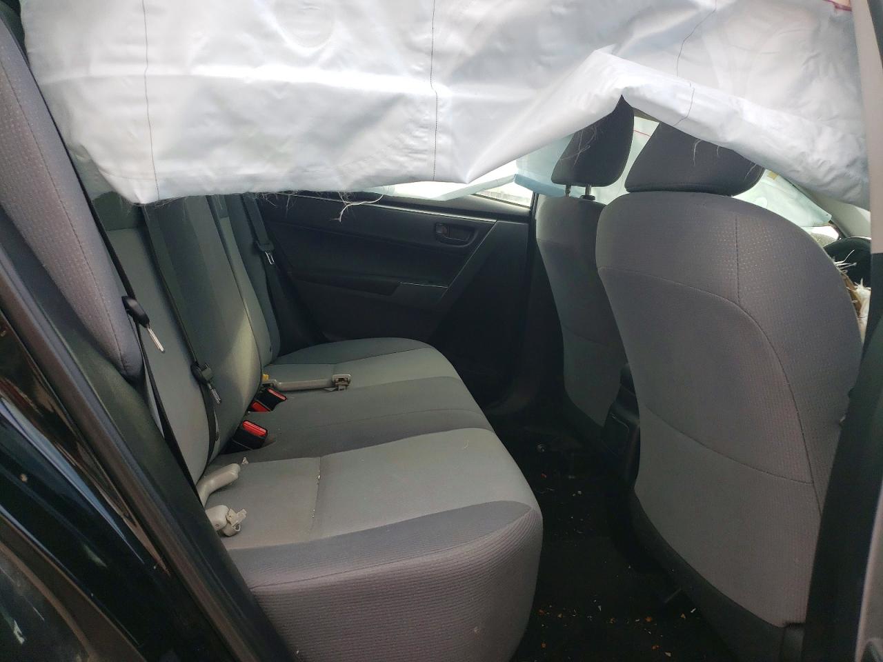 2015 TOYOTA COROLLA L photo 10