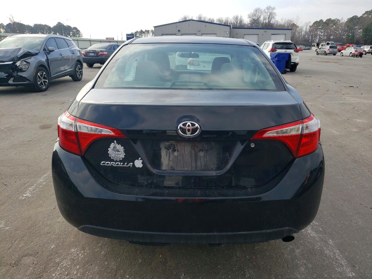 2015 TOYOTA COROLLA L photo 6