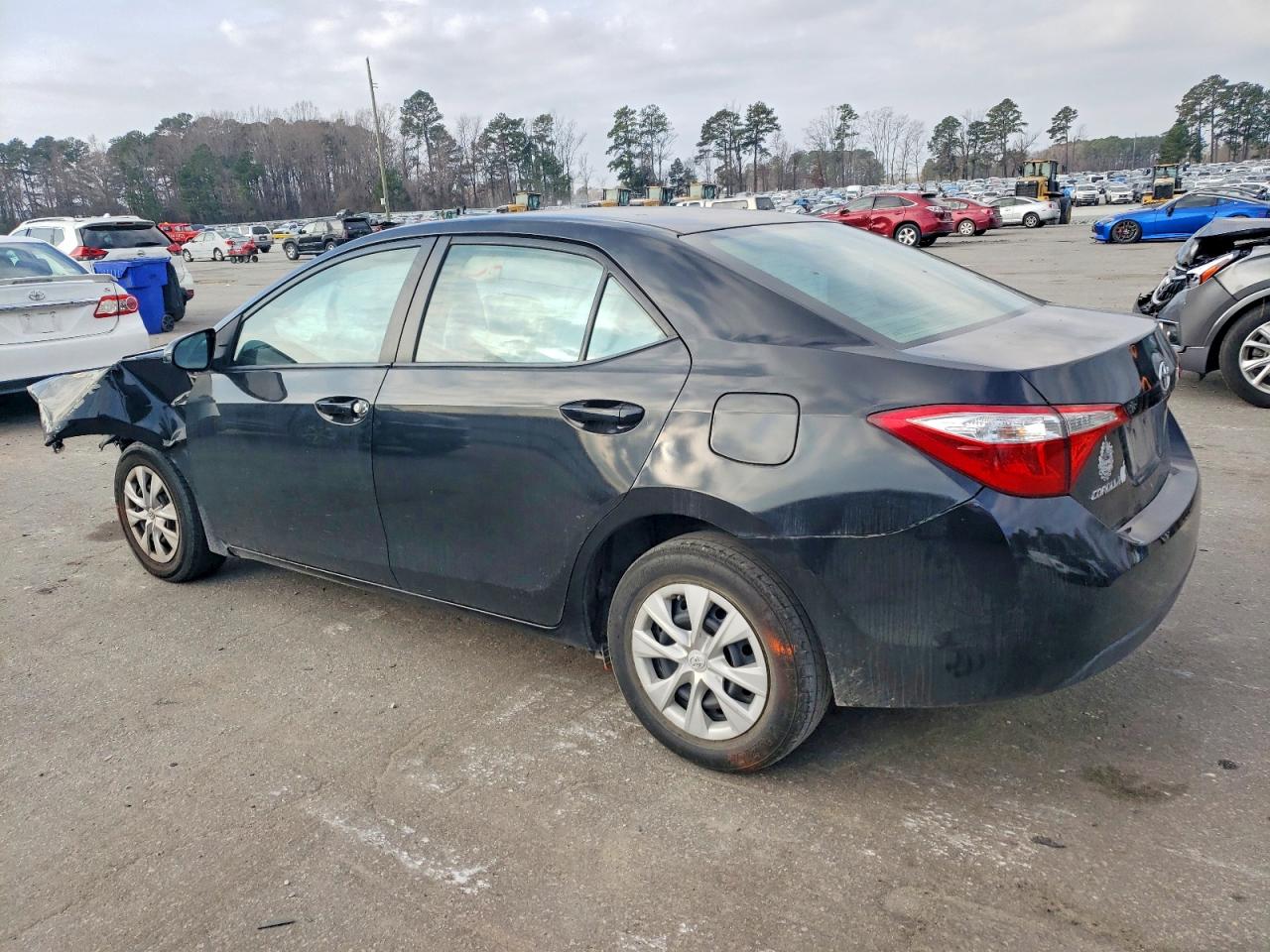 2015 TOYOTA COROLLA L photo 2