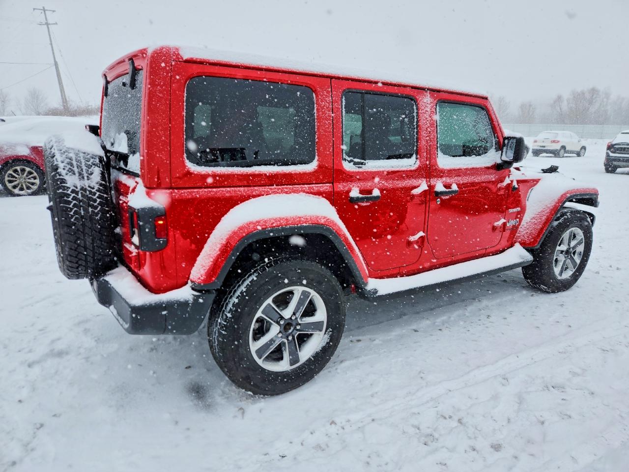 2018 JEEP WRANGLER UNLIMITED SAHARA photo 3