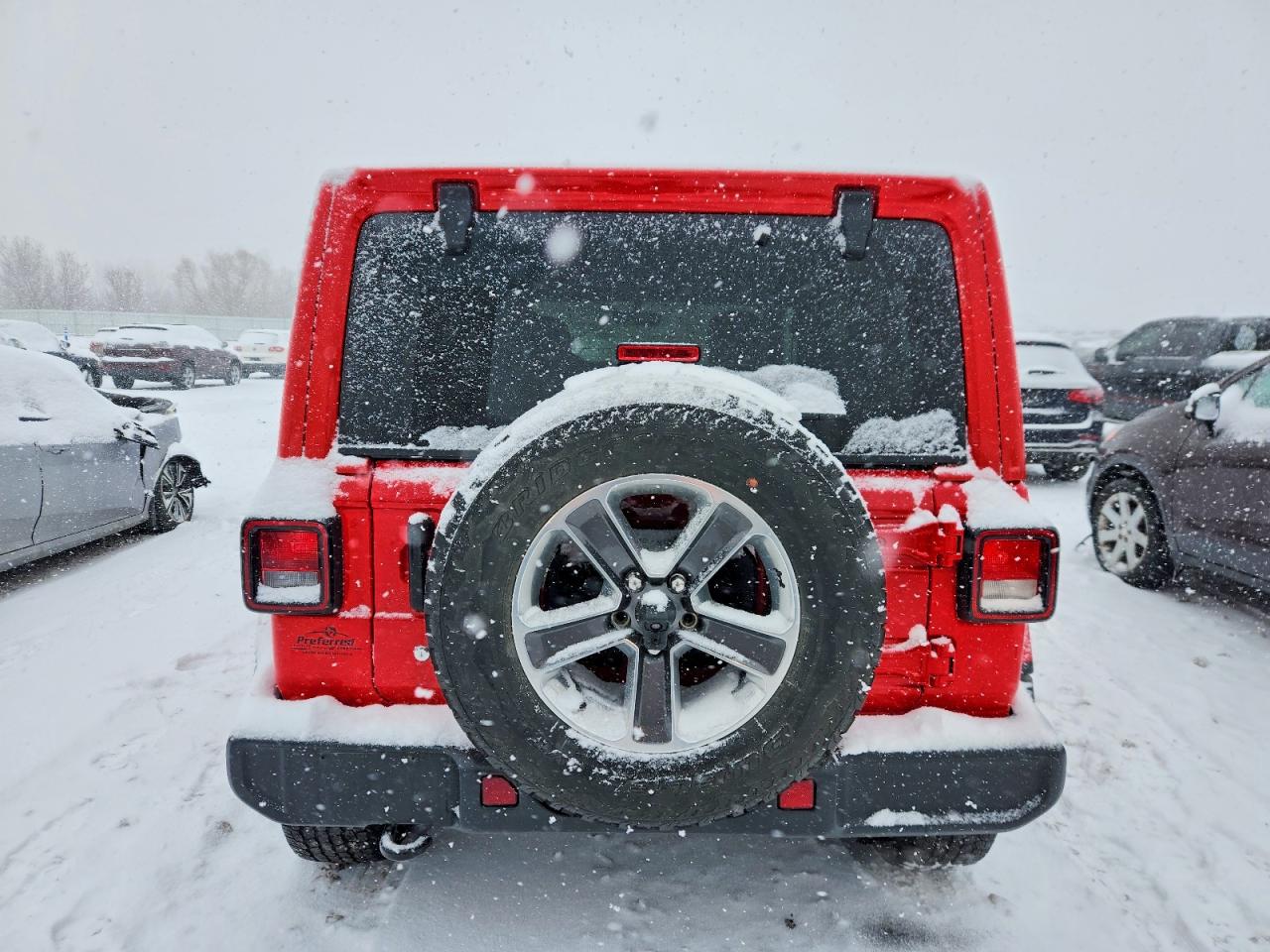 2018 JEEP WRANGLER UNLIMITED SAHARA photo 6
