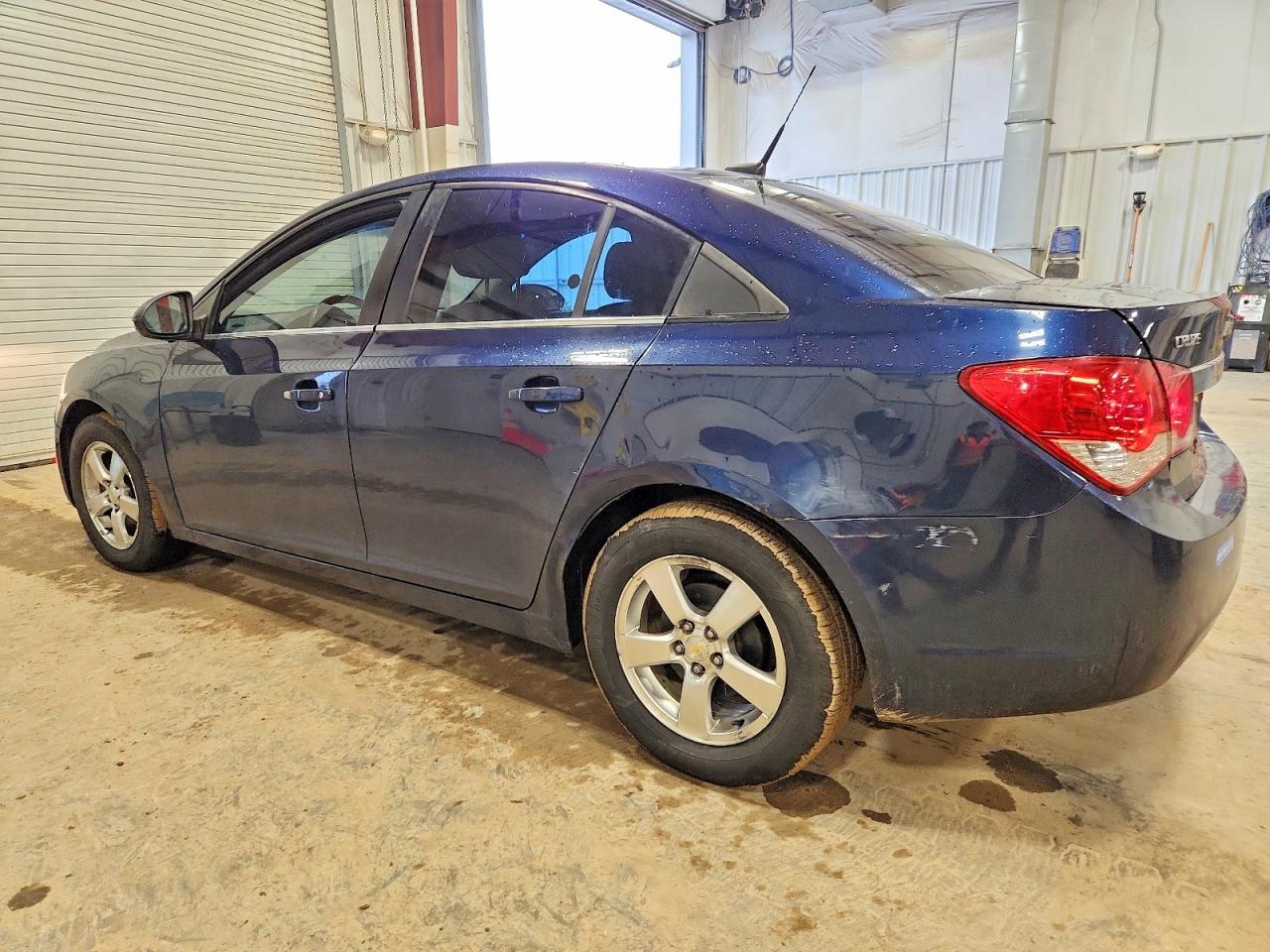 2011 CHEVROLET CRUZE LT photo 2