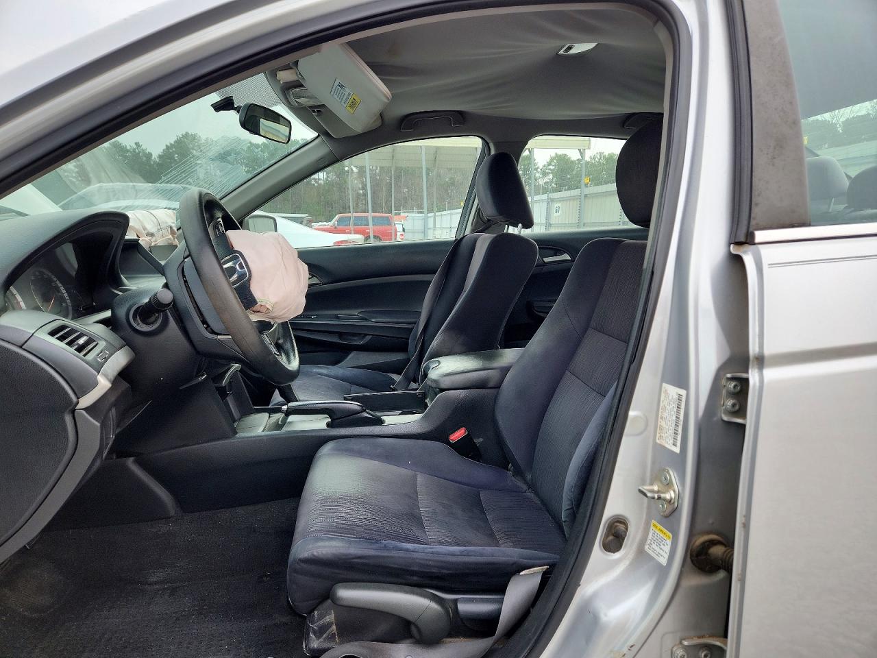 2012 HONDA ACCORD LX photo 13