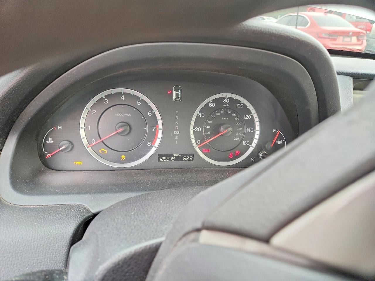 2012 HONDA ACCORD LX photo 17