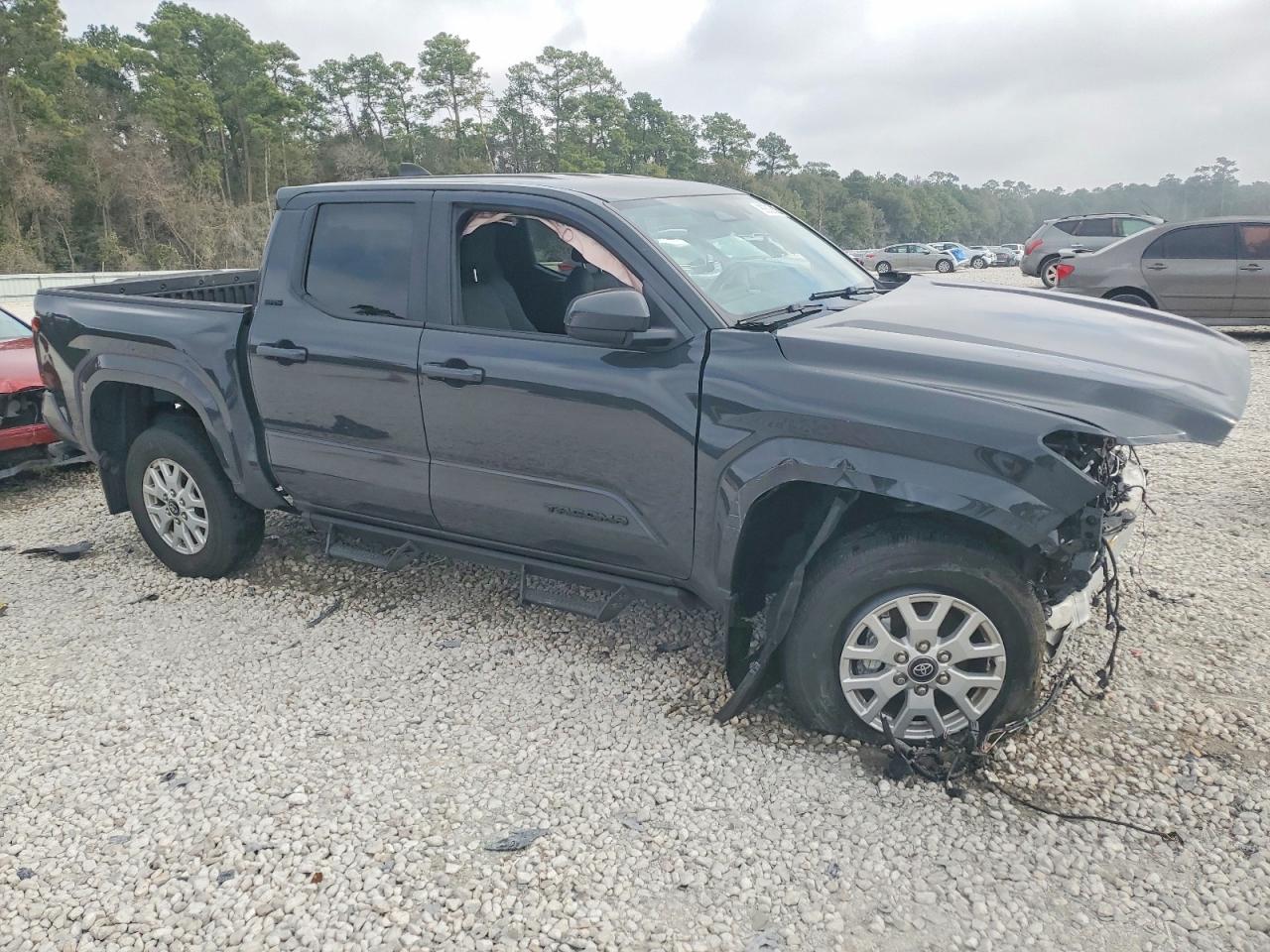 2024 TOYOTA TACOMA DOUBLE CAB photo 4