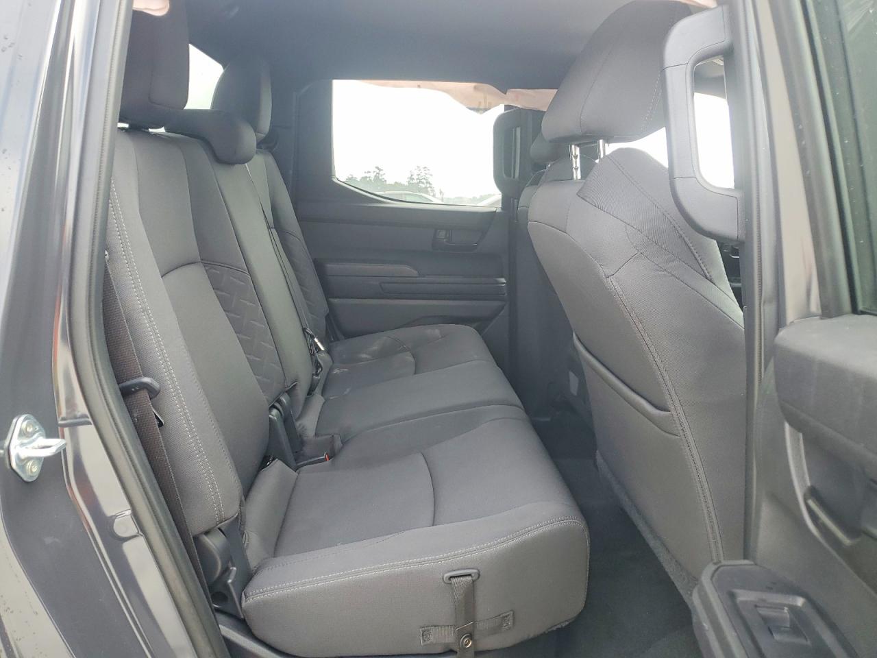 2024 TOYOTA TACOMA DOUBLE CAB photo 10