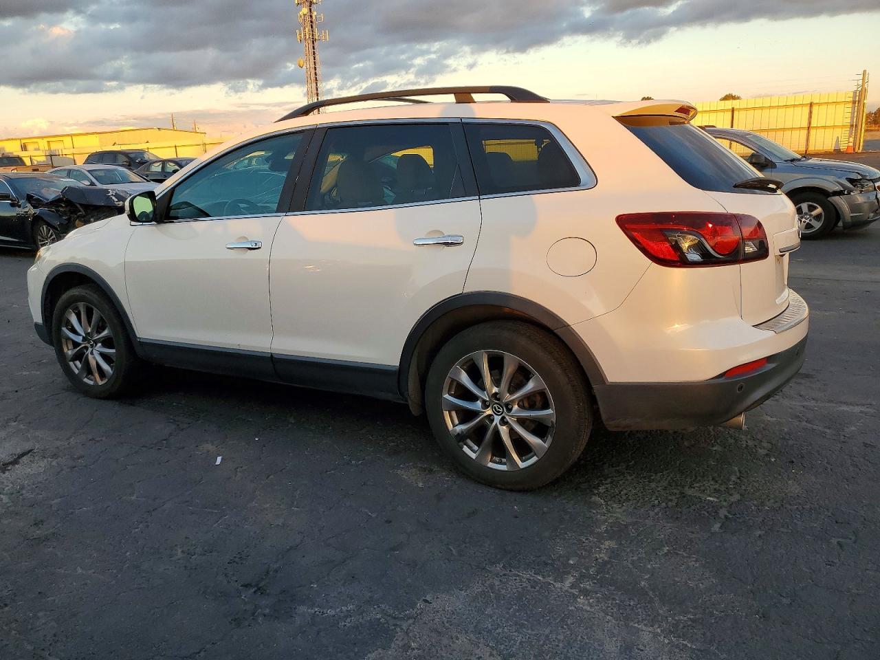 2015 MAZDA CX-9 GRAND TOURING photo 2