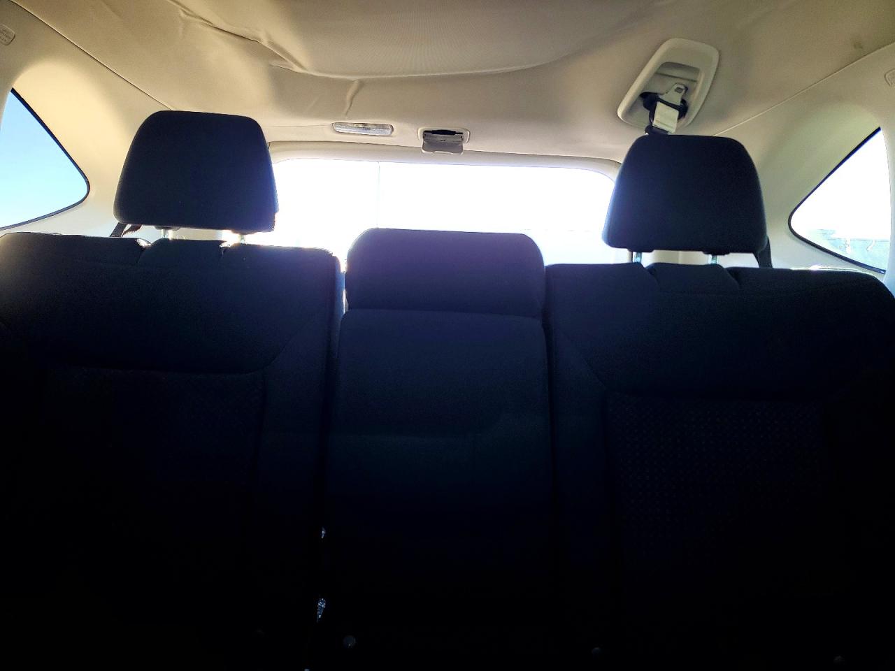 2015 HONDA CR-V LX photo 10