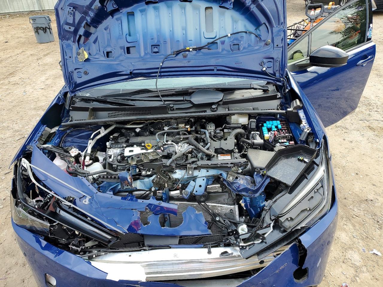 2025 TOYOTA PRIUS XLE photo 11