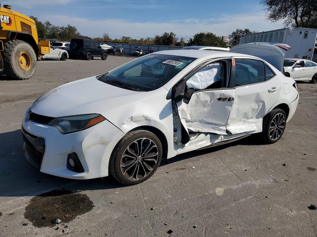 2015 TOYOTA COROLLA