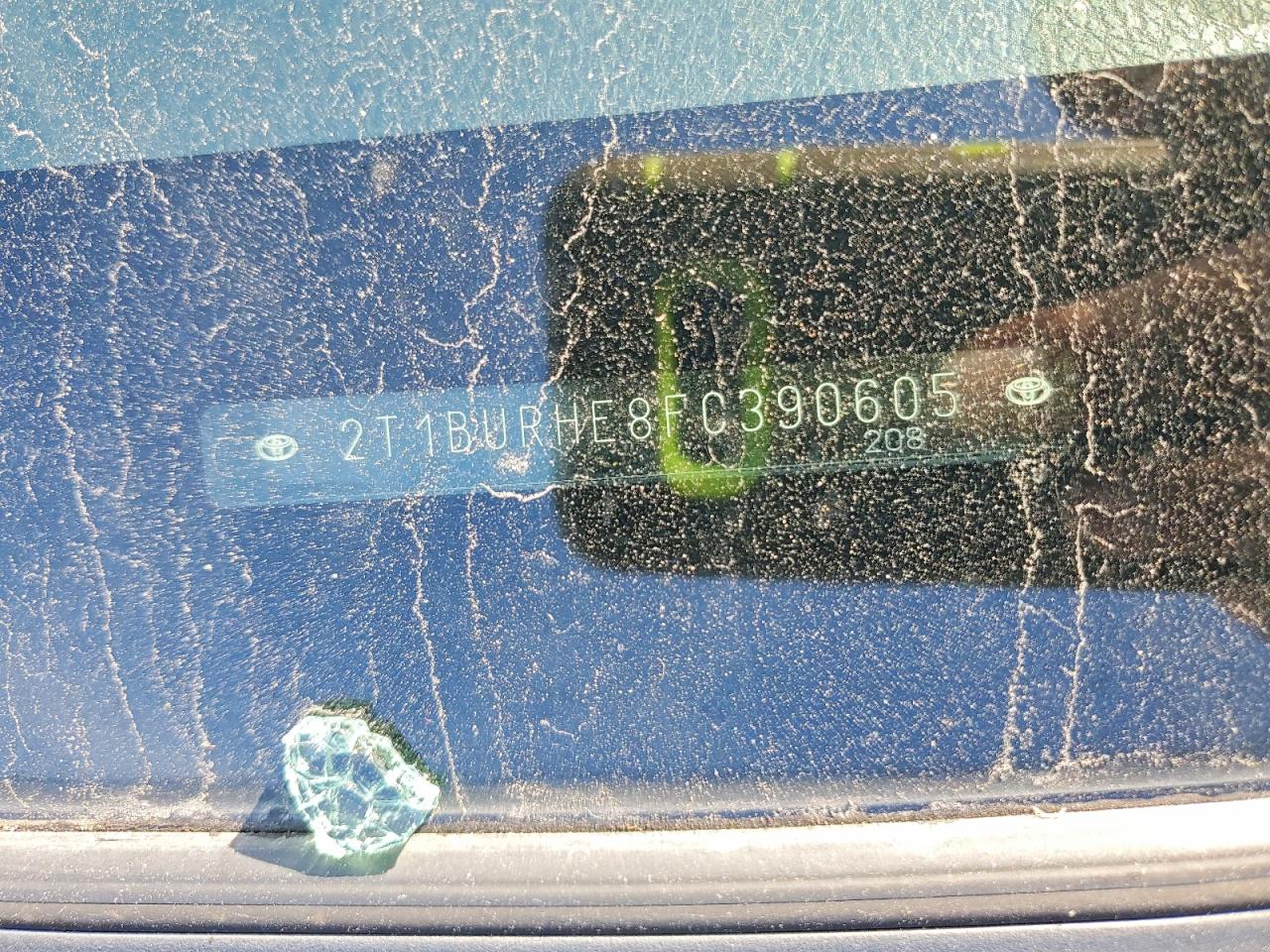 2015 TOYOTA COROLLA L photo 12