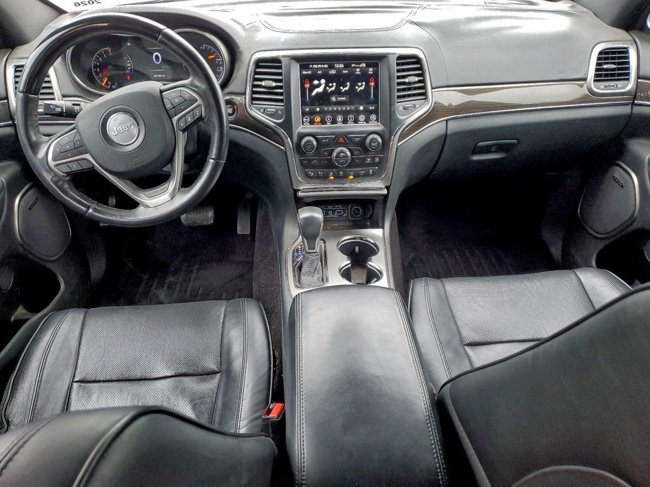 2018 JEEP GRAND CHEROKEE OVERLAND photo 8