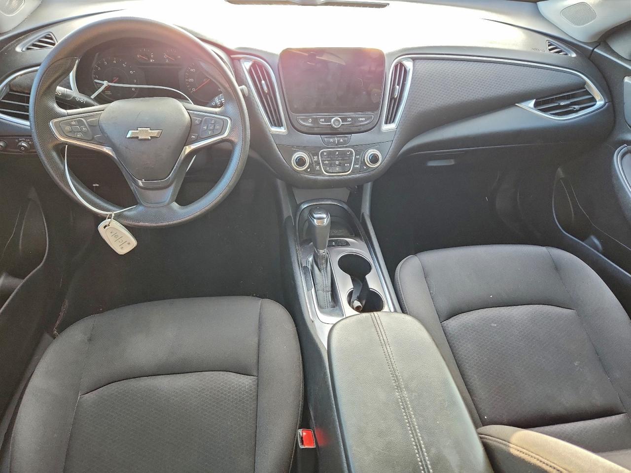 2020 CHEVROLET MALIBU LT photo 8