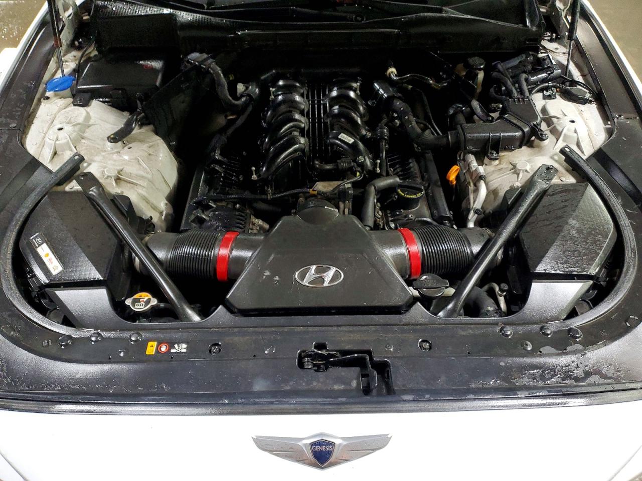 2015 HYUNDAI GENESIS 5.0L photo 11