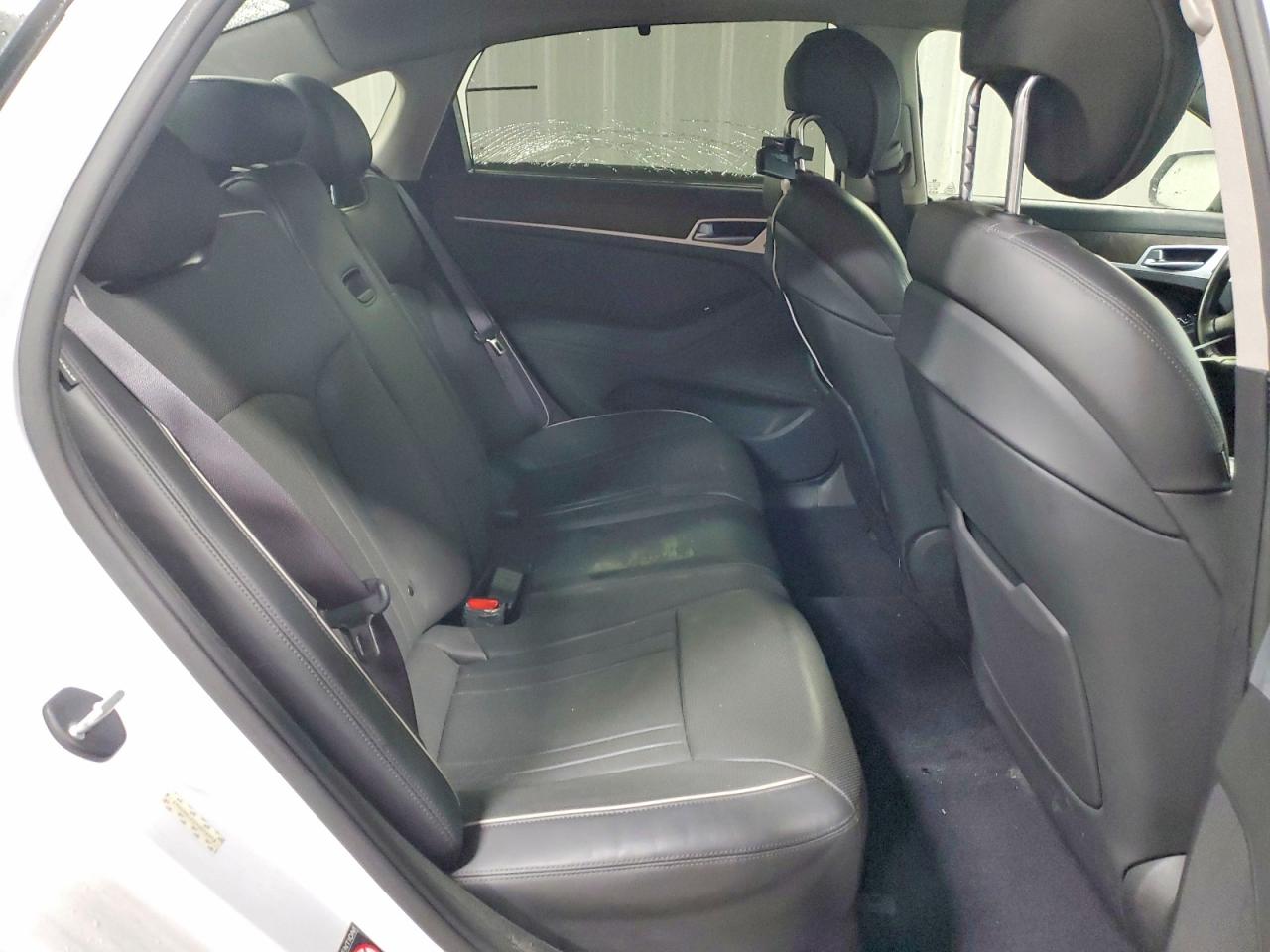 2015 HYUNDAI GENESIS 5.0L photo 10