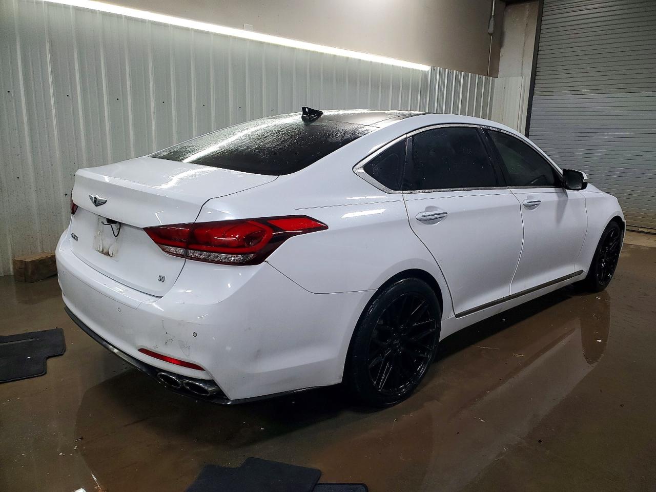 2015 HYUNDAI GENESIS 5.0L photo 3
