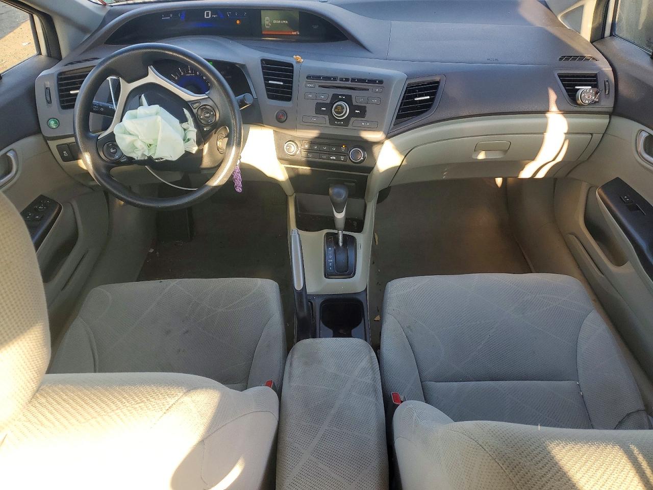 2012 HONDA CIVIC LX photo 8