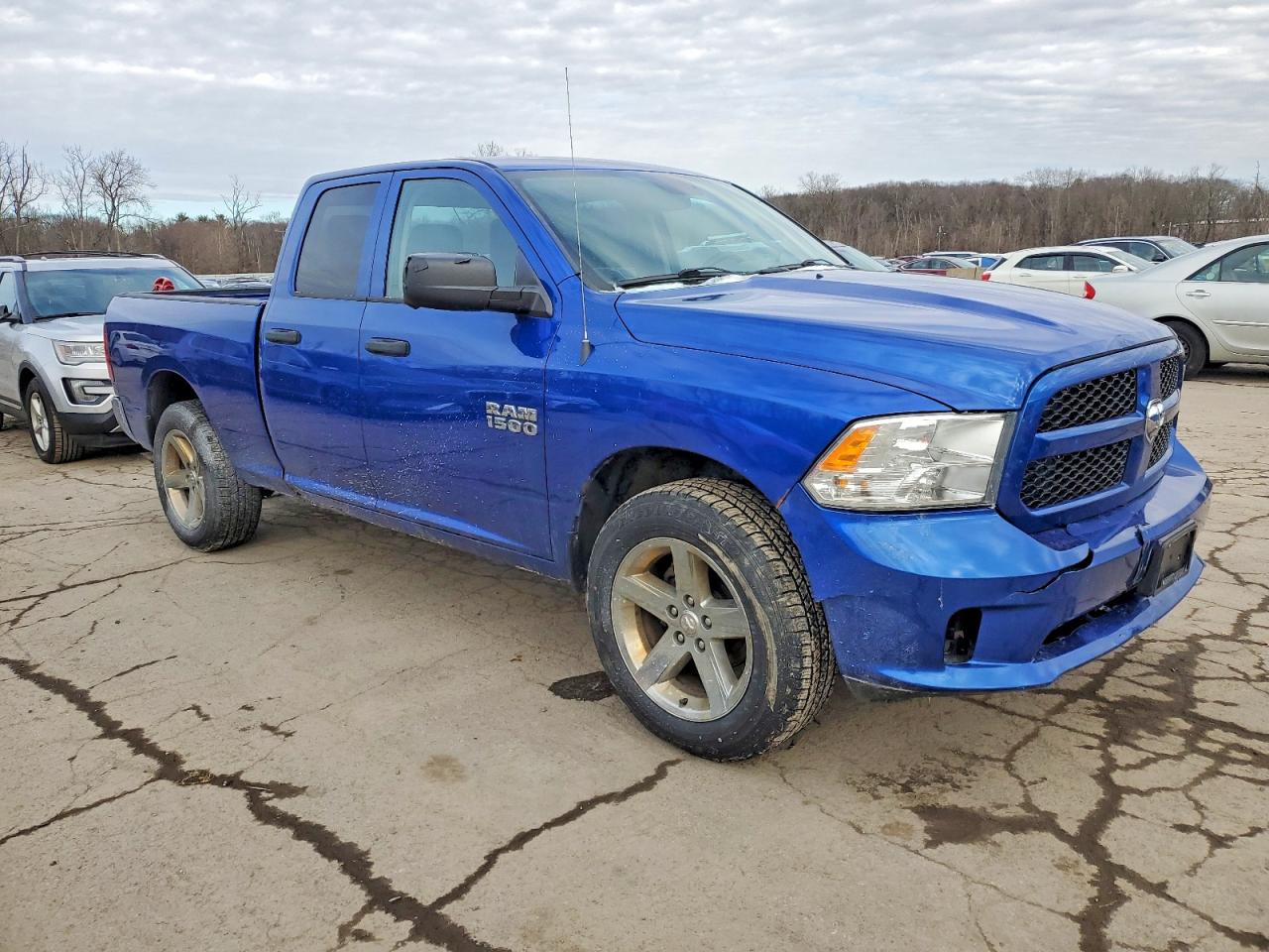 2016 RAM 1500 ST photo 10