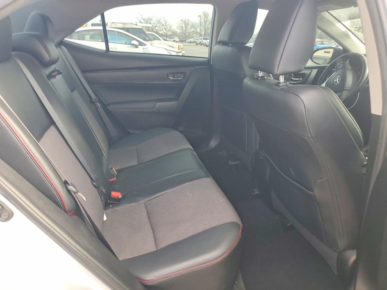 2017 TOYOTA COROLLA L photo 10