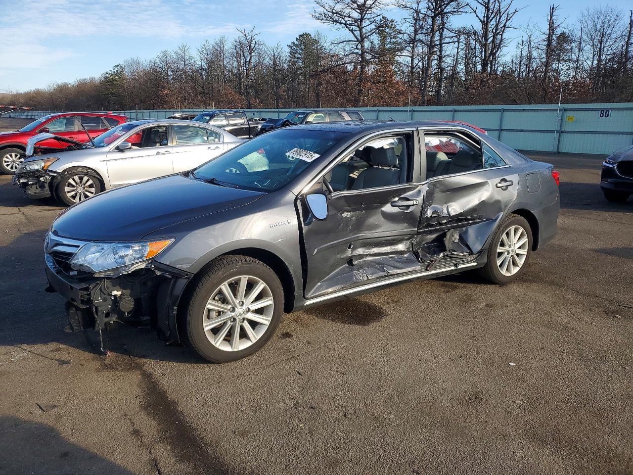 2013 TOYOTA CAMRY