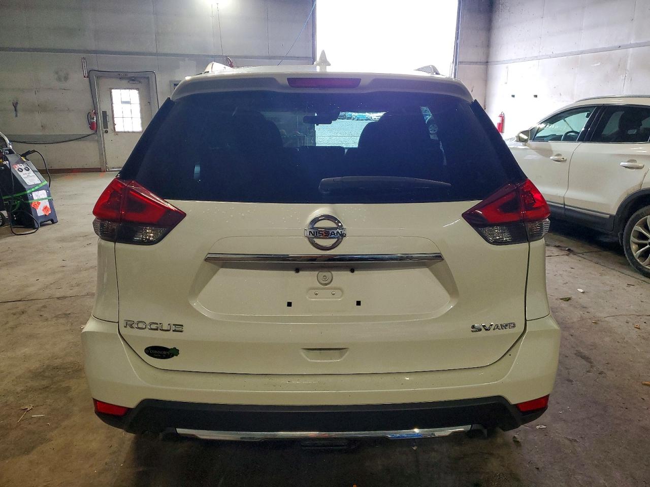 2019 NISSAN ROGUE S photo 6