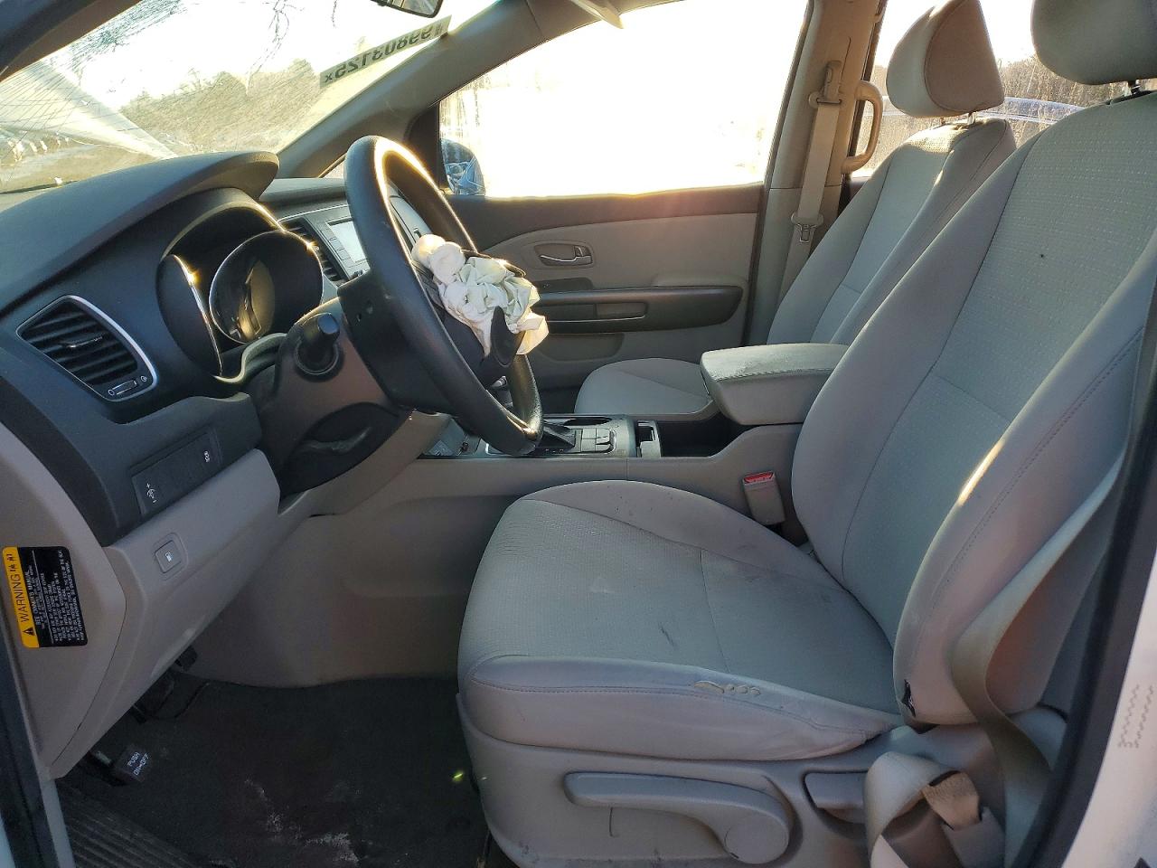 2017 KIA SEDONA L photo 19