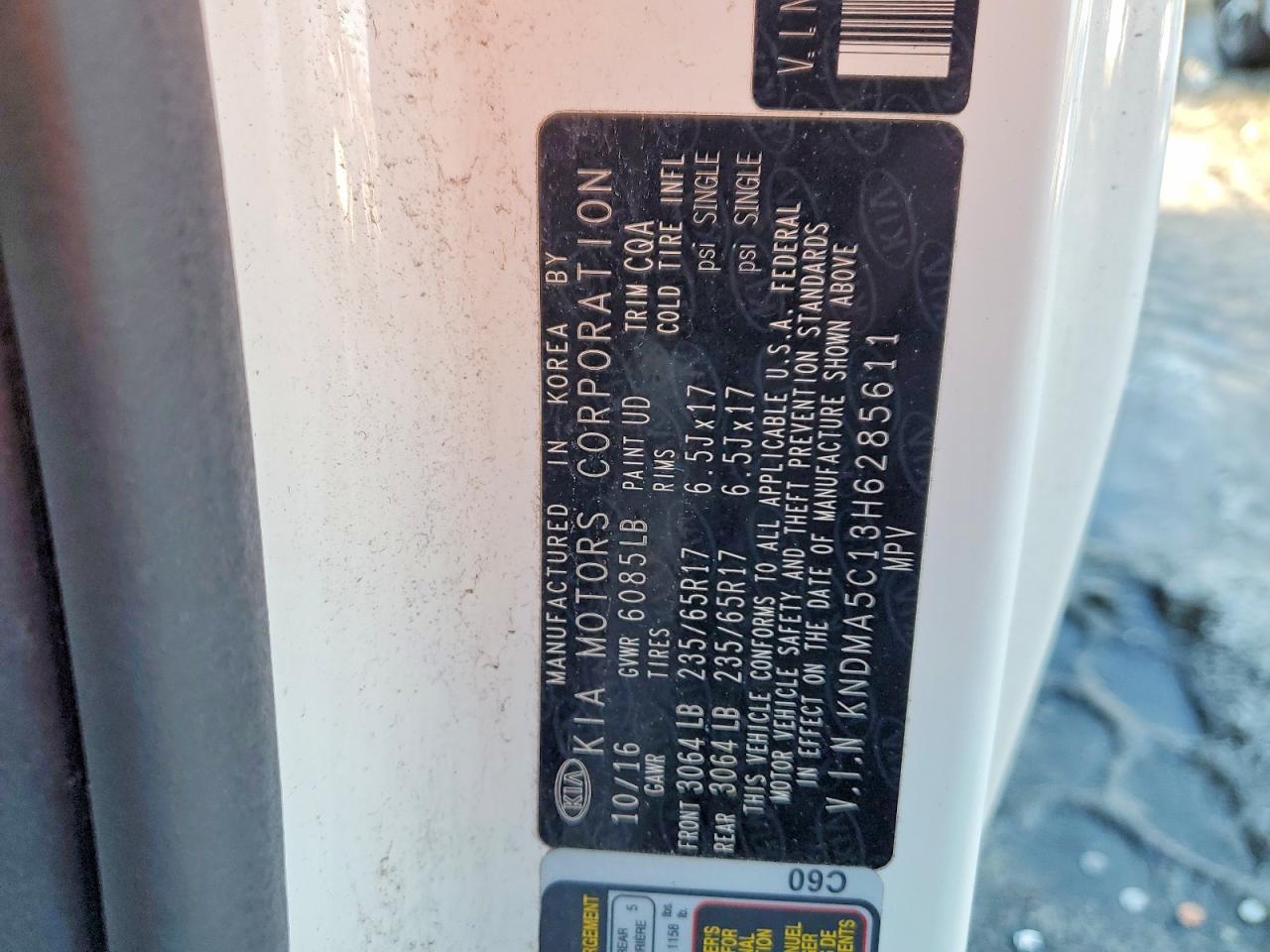2017 KIA SEDONA L photo 37