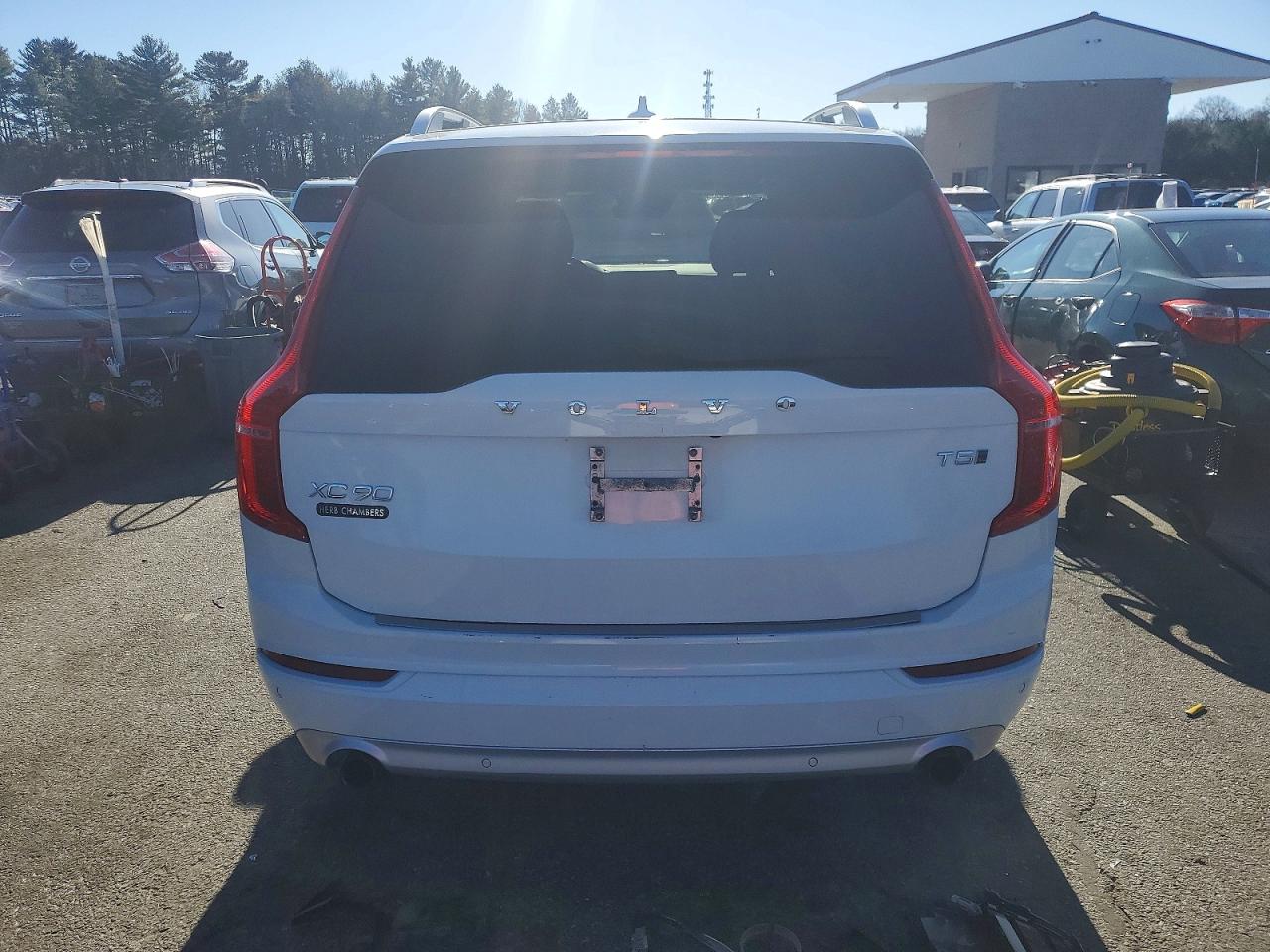 2018 VOLVO XC90 T5 photo 16