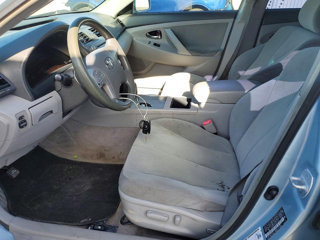 2008 TOYOTA CAMRY LE photo 7