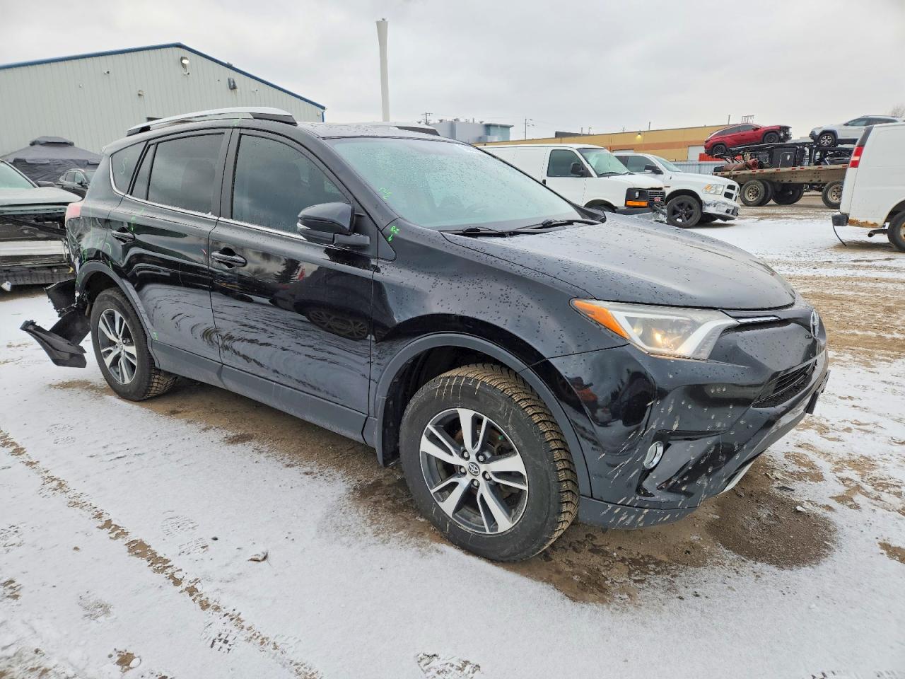2016 TOYOTA RAV4 XLE photo 4