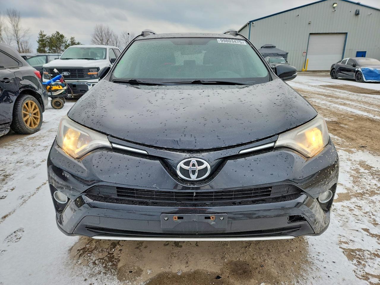 2016 TOYOTA RAV4 XLE photo 5