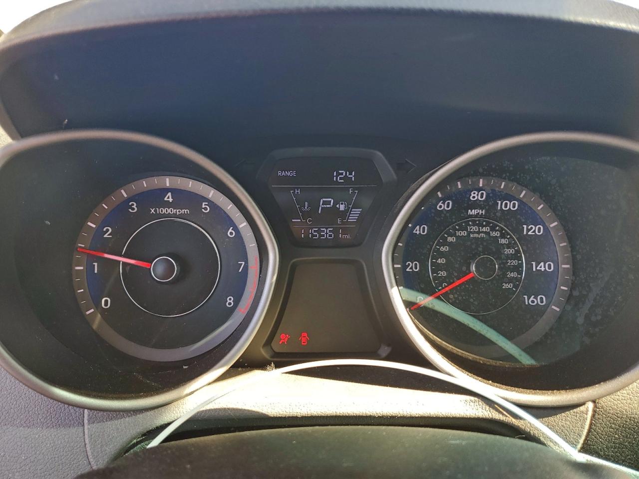 2015 HYUNDAI ELANTRA SE photo 9